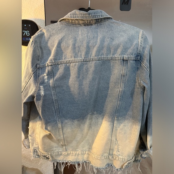Women’s BlankNYC Distressed Denim Jacket - Picture 3 of 3